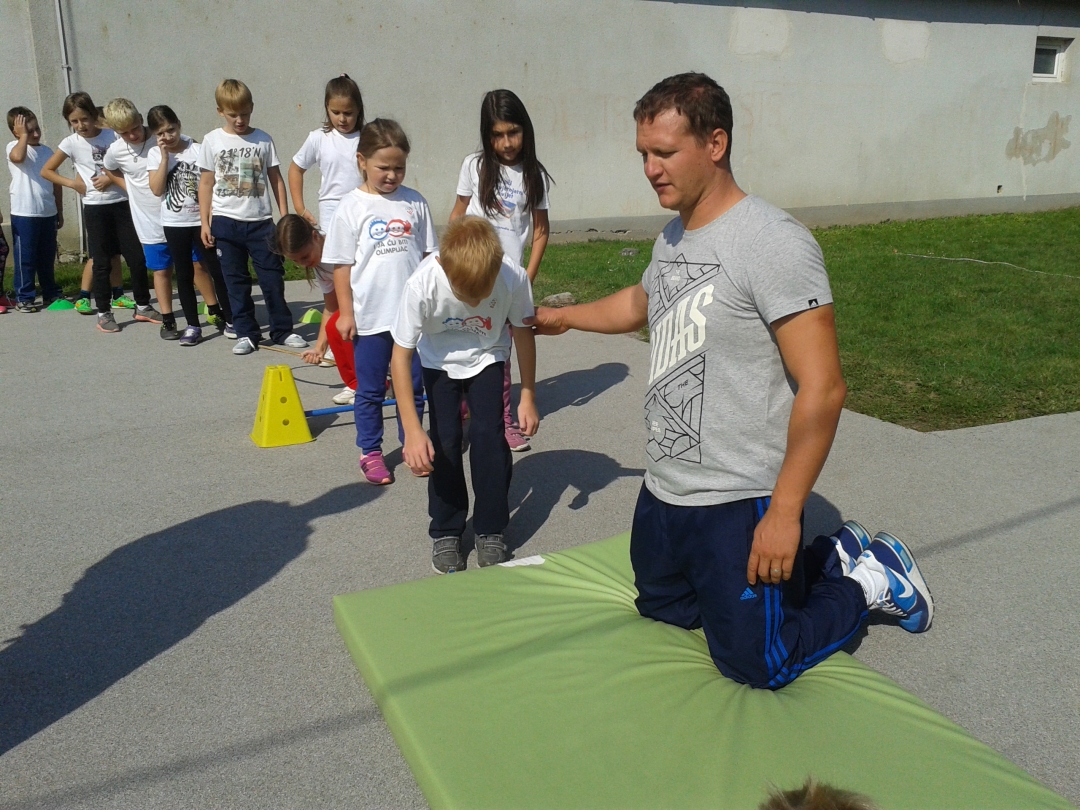 20150910104038250006