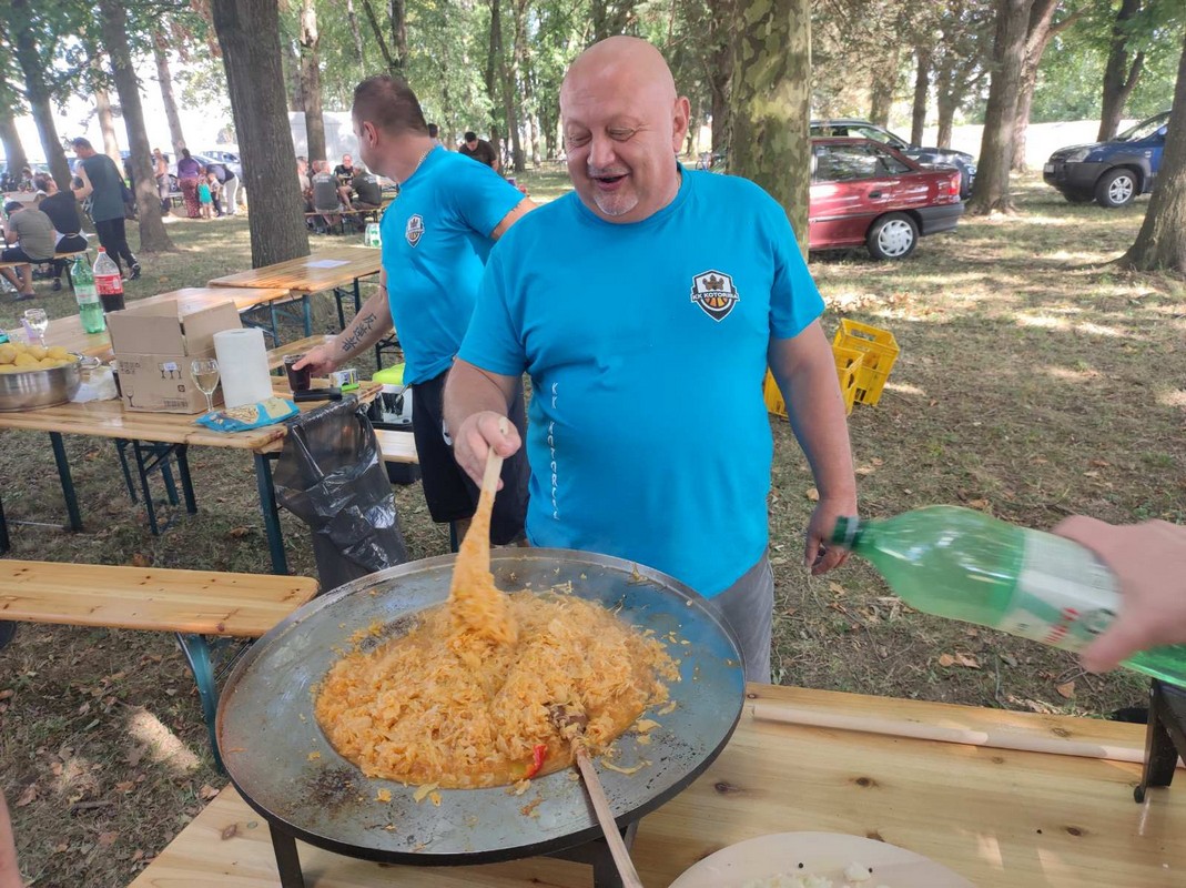 VIDEO I FOTO Vraćanje u kuhinje naših baka – kotoripske udruge pripremale tradicionalna jela VIDEO I FOTO Vraćanje u kuhinje naših baka – kotoripske udruge pripremale tradicionalna jela
