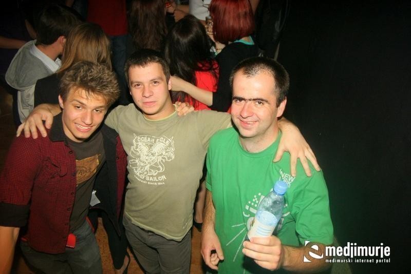 slika0012 Arcus (Subota, 26.5.2012) slika0012 Arcus (Subota, 26.5.2012)