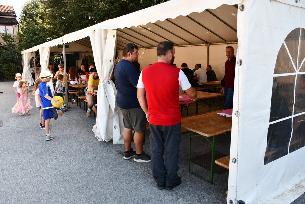 ZAHVALILI IM Ručak za istinske heroje Pušćina