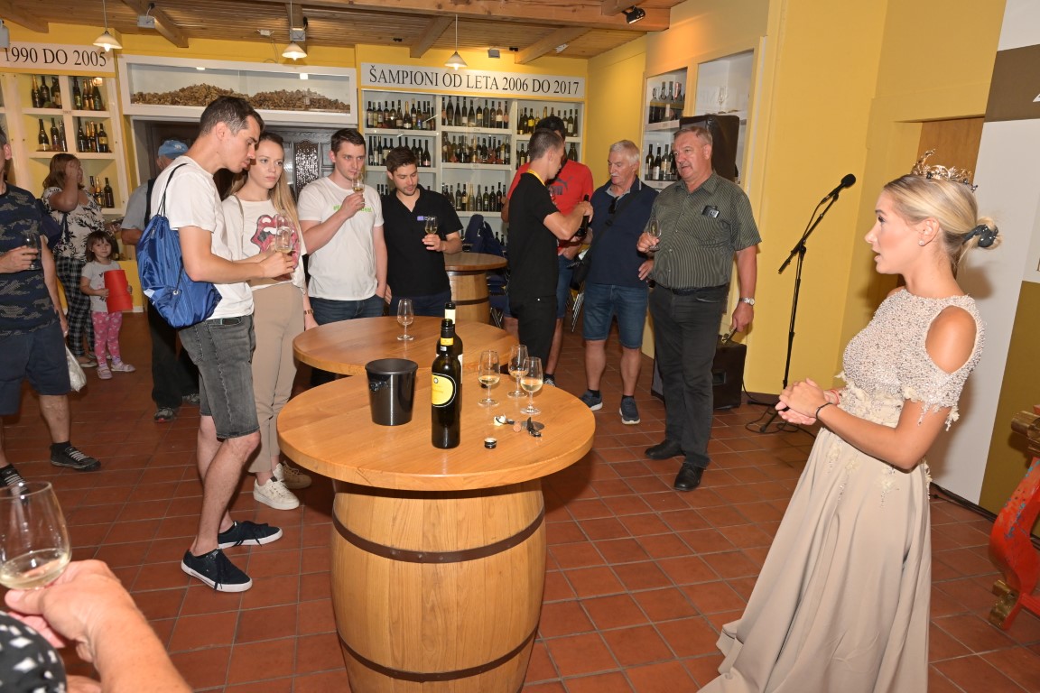 Image 5803695 (auto)