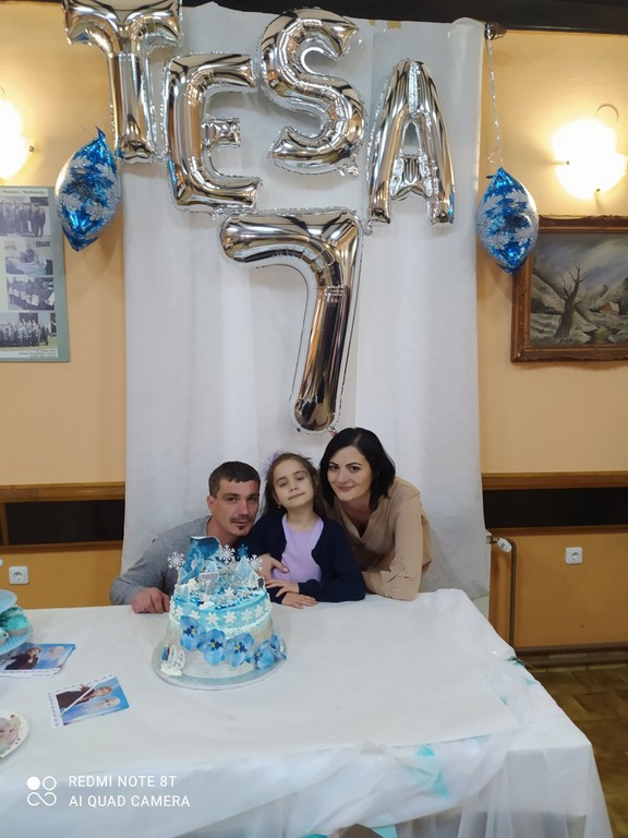 PRIMALJA TANJA RADEK Ima ruke dame, srce lava i oko sokola!