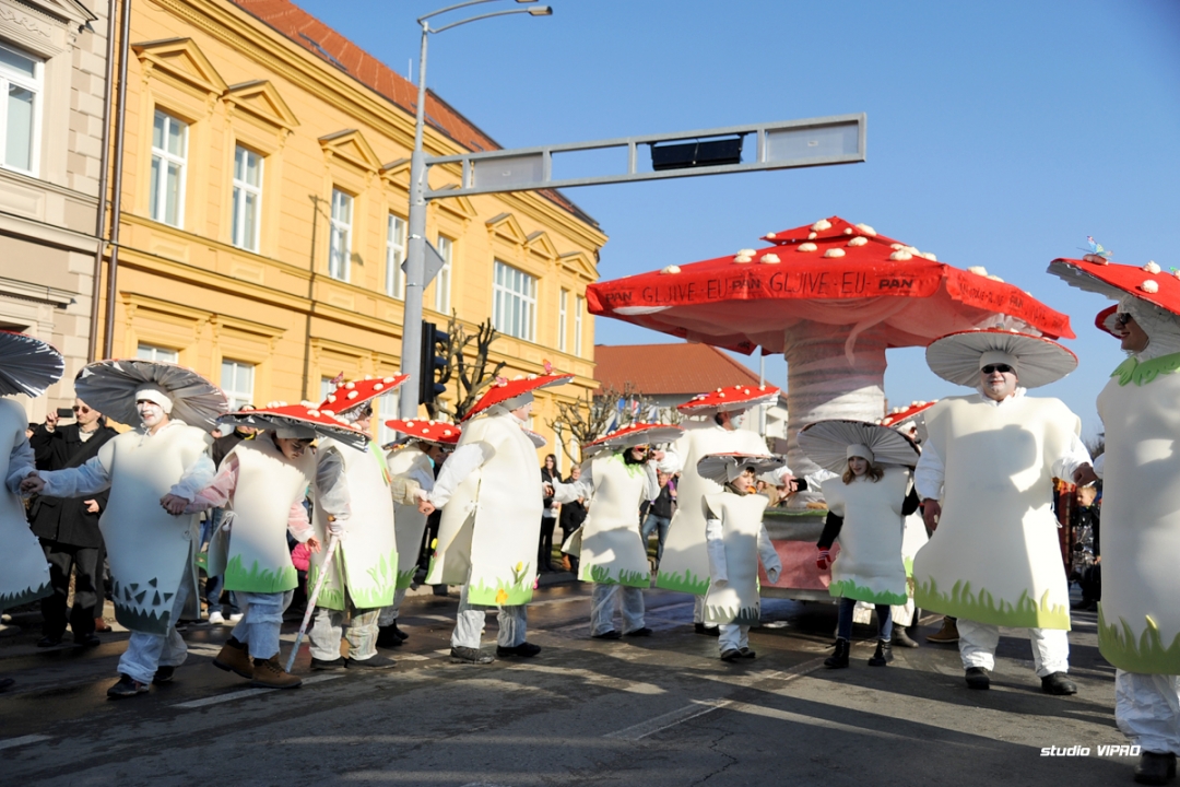 276411245dsc6747326003