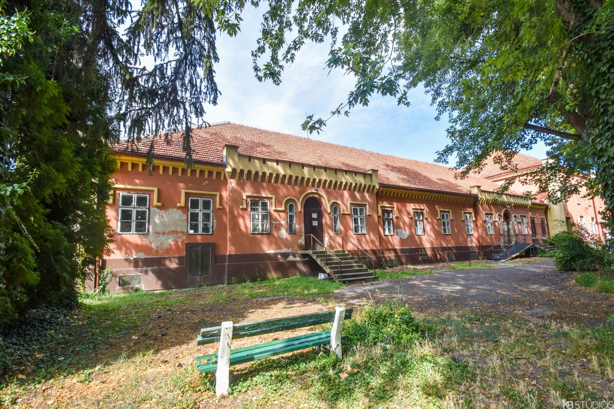 FOTO Potpisani Ugovori za sanaciju zgrade Feštetić i dvije ambulante bivšeg Doma zdravlja, projekti vrijedni približno 580 tisuća eura FOTO Potpisani Ugovori za sanaciju zgrade Feštetić i dvije ambulante bivšeg Doma zdravlja, projekti vrijedni približno 580 tisuća eura