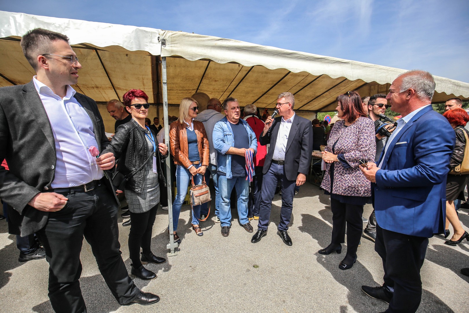 Murskim Središćem jutros se širio miris gulaša i cvijeća