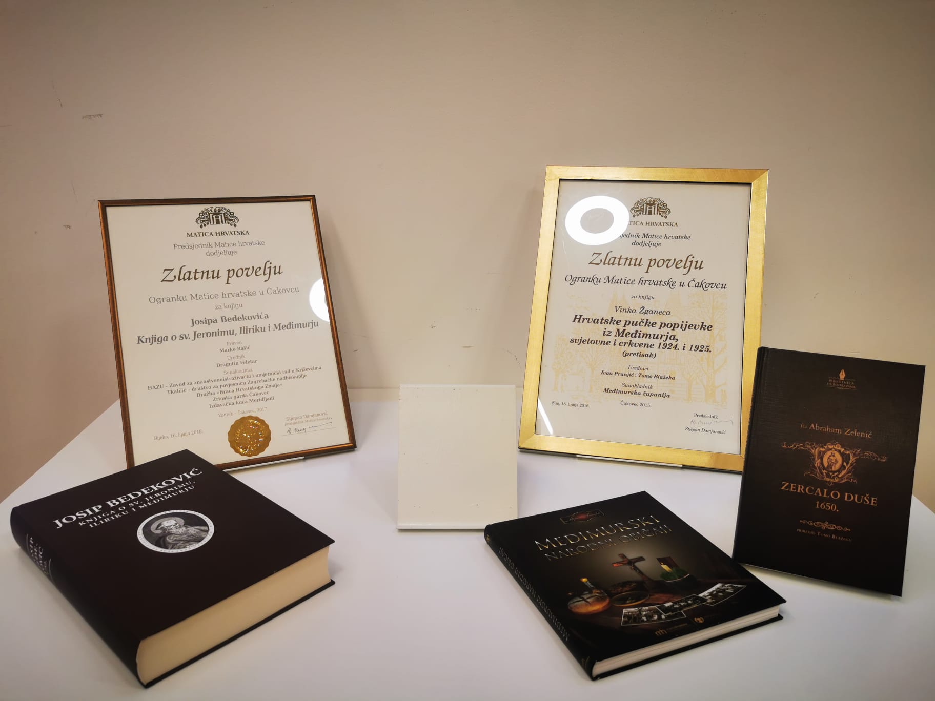 OGRANAK MATICE HRVATSKE U ČAKOVCU Predstavljena spomenica i otvorena izložba