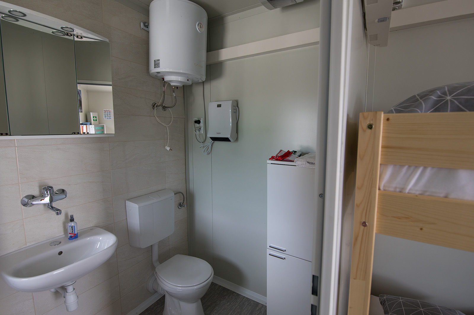 U Tehnixu predstavljeni Corona Kremator i Mobilna Corona kabina