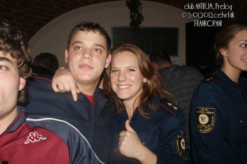 slika0009 Antrum (Četvrtak, 5.1.2012) slika0009 Antrum (Četvrtak, 5.1.2012)