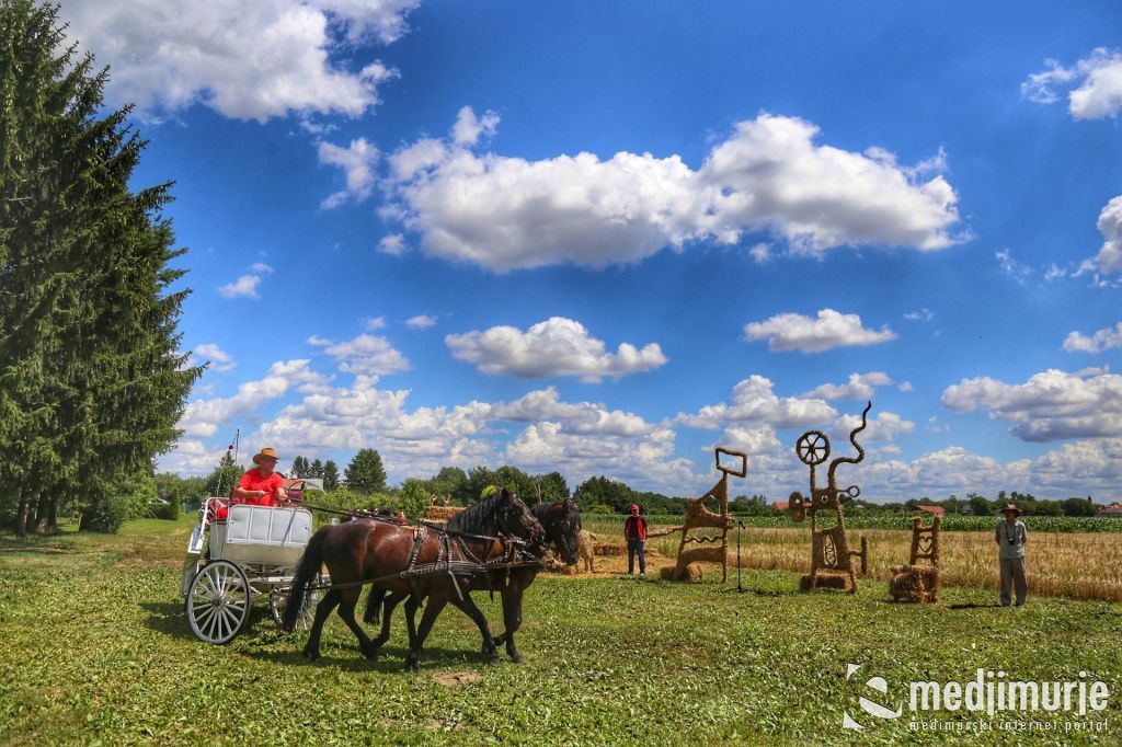 1961997810212312048773312453893