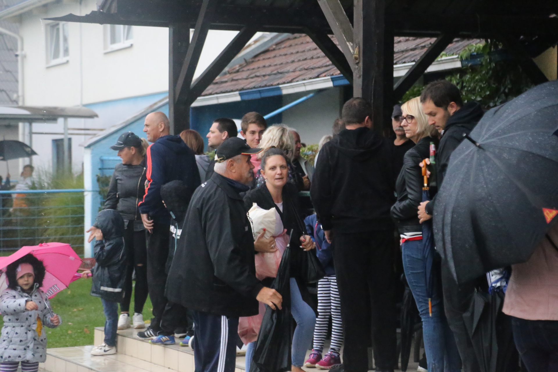 Humanitarna utakmica za Tea Škvorca