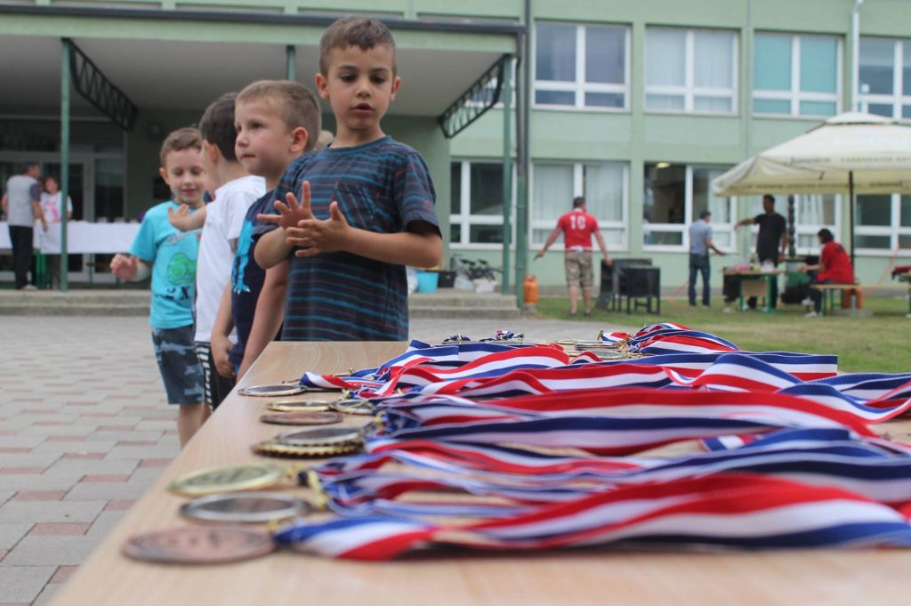 1340327849472693405321125745315