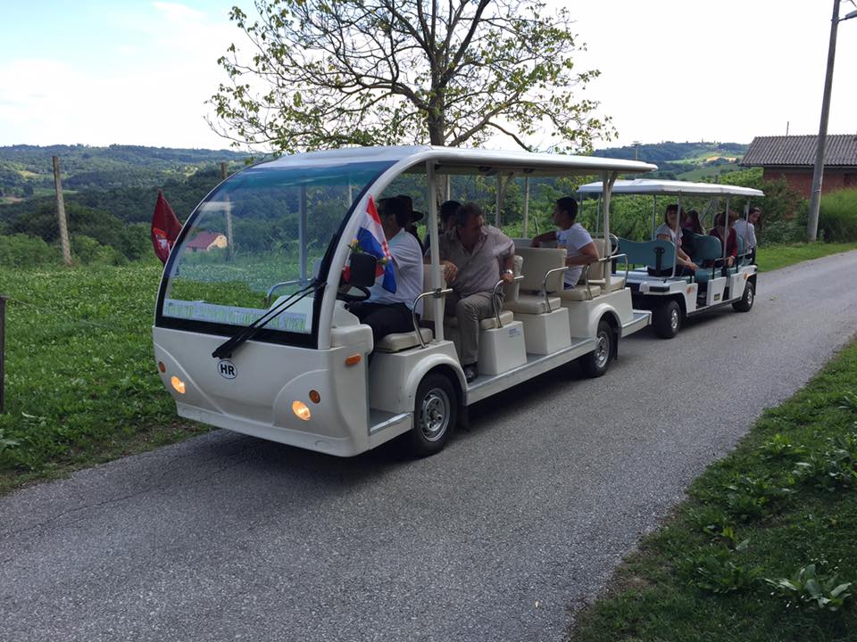 1098503290641907276456668843519