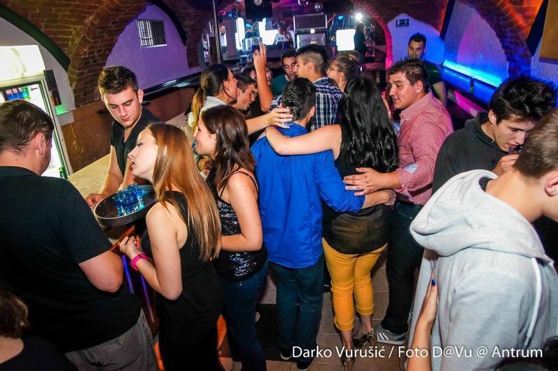 slika00036 Antrum (Petak, 27.6.2014.)