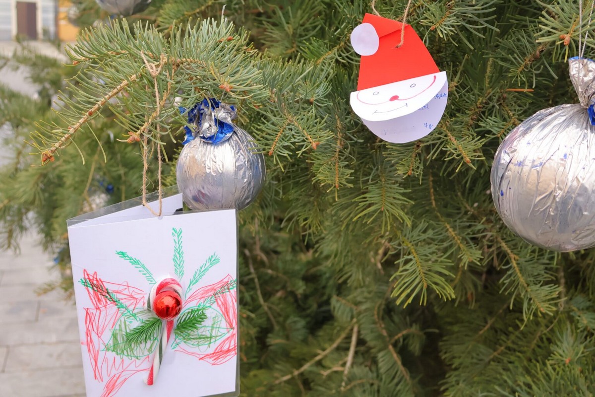VELIKO SRCE Za više od 40 djece slabijeg imovinskog stanja ove će se godine ostvariti božićne želje
