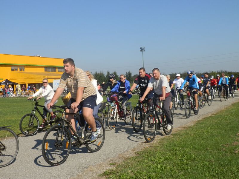 hyaxyuul0viv8zojp29u1ajarl9f1co