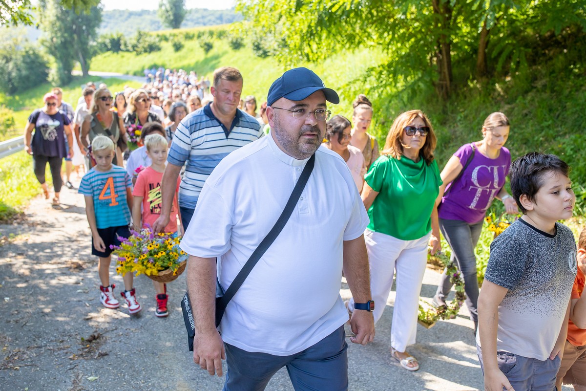 NA TOČKI PRIJATELJSTVA Susret hrvatskih i slovenskih vjernika u Šprincu