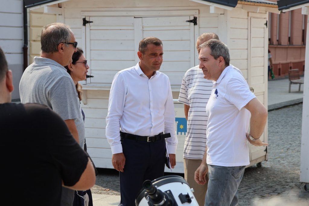 AD VEGA Regionalni susret astronomskih društava –’Međimurje – hotel s 1000 zvjezdica’ AD VEGA Regionalni susret astronomskih društava –’Međimurje – hotel s 1000 zvjezdica’