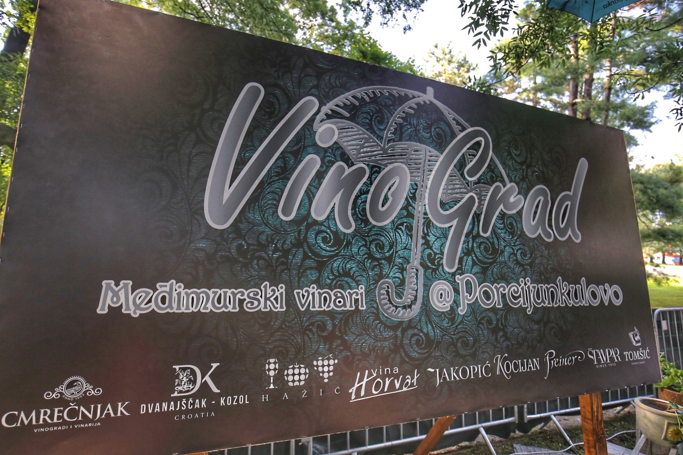 VinoGrad – neodoljiv svijet međimurskih vina na Porcijunkulovom