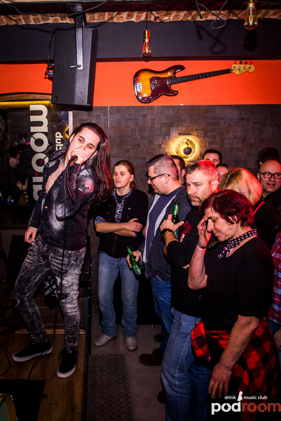 Crno Perje u Podroomu