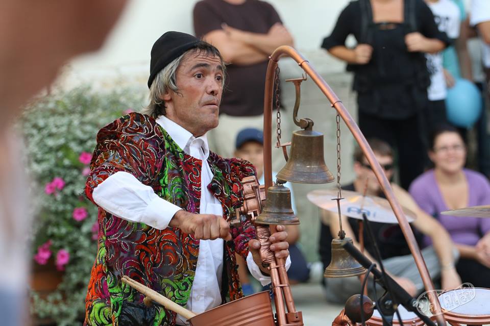 1404609712867443846690372361422