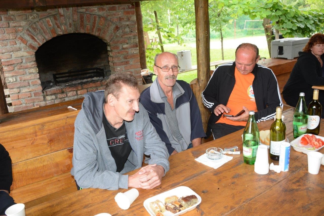 TRADICIJA DONJODUBRAVSKIH BRANITELJA Planirani spust otpao, druženje ostalo