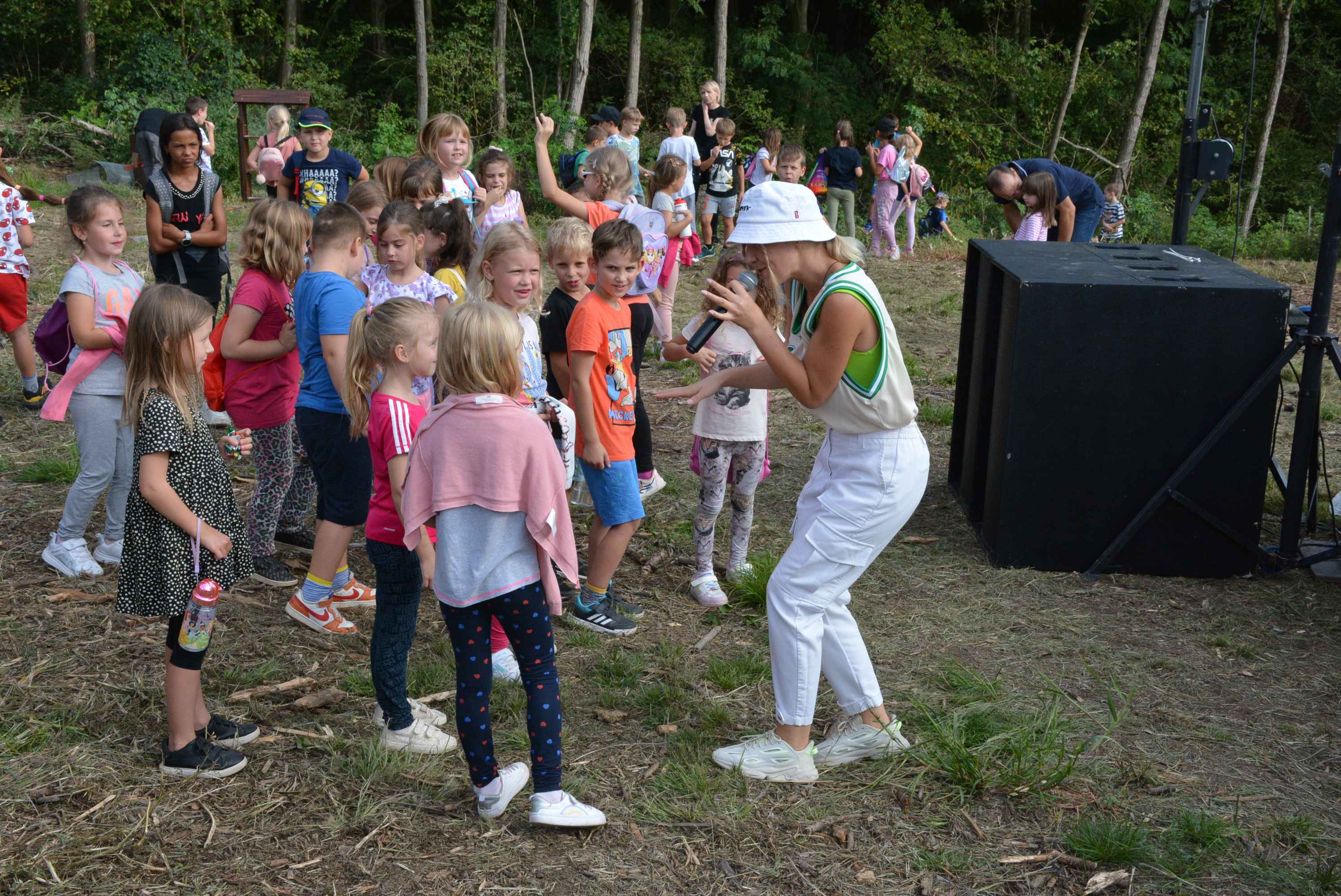 KNEZOVEC Održana velika akcija pošumljavanja u ogranizaciji tvrtke Sobočan