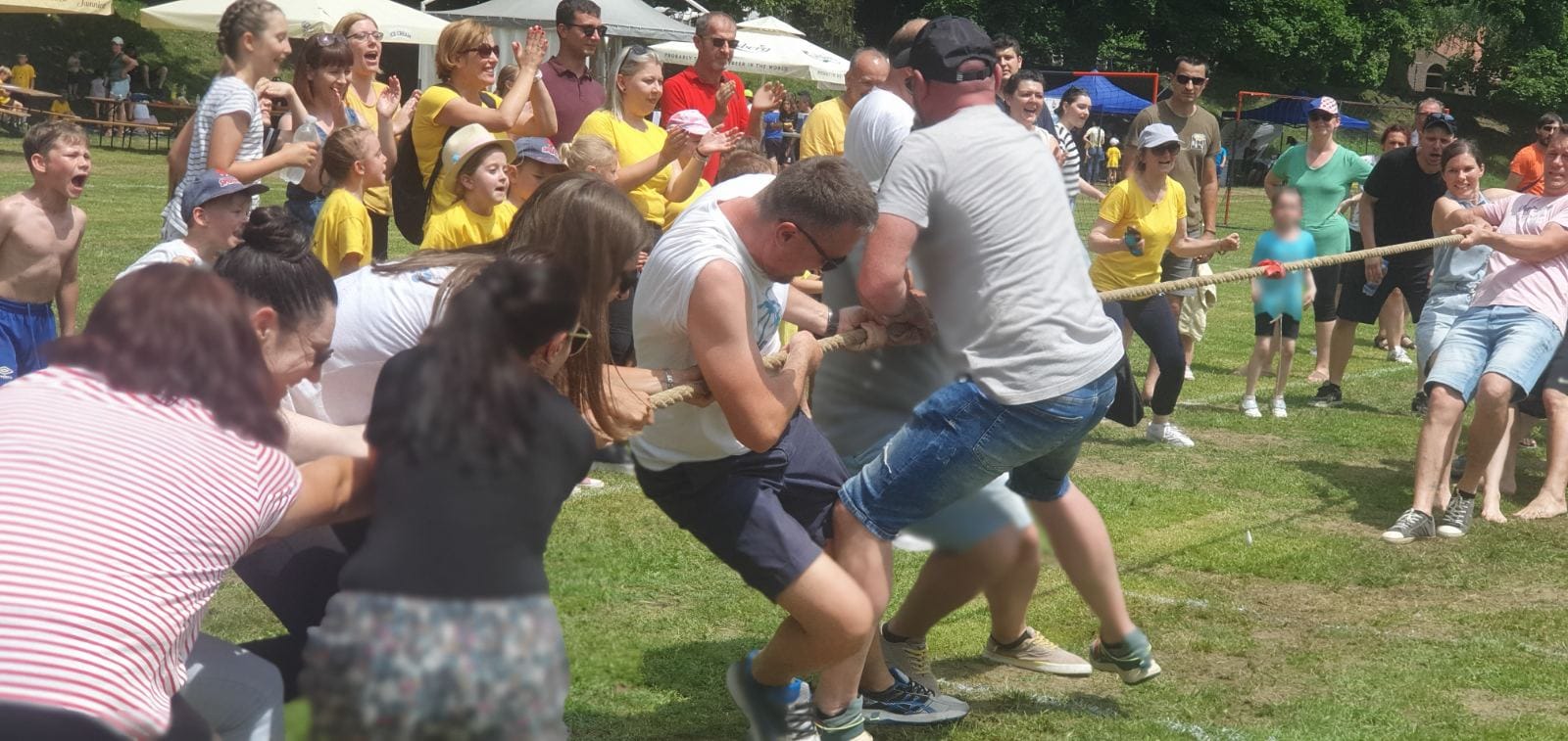 FOTO Pogledajte kako je bilo na drugom Međunarodnom nogometnom cupu dječjih vrtića 2023. FOTO Pogledajte kako je bilo na drugom Međunarodnom nogometnom cupu dječjih vrtića 2023.