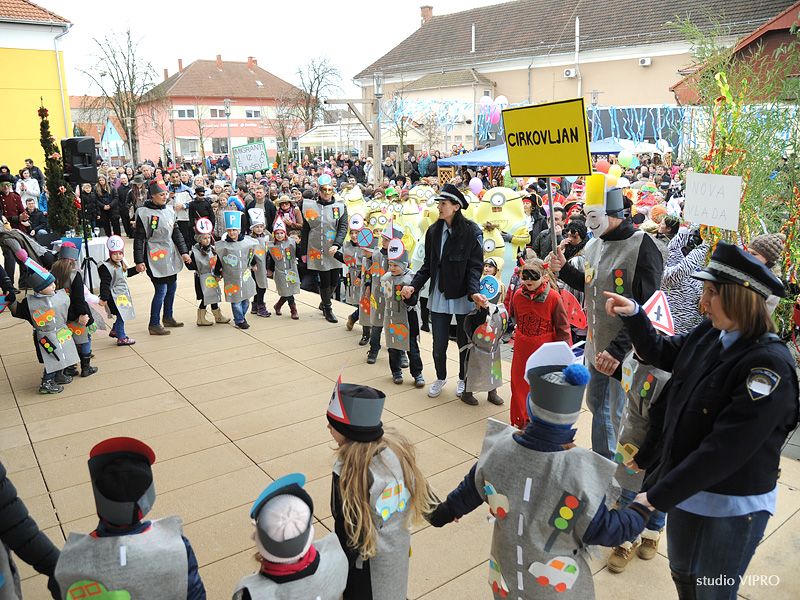 333614286dsc3578902055