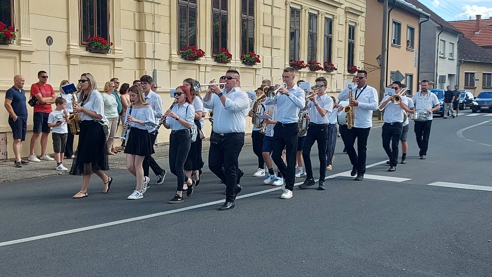 FOTO I VIDEO Započela tradicionalna 28. Županijska smotra puhačkih orkestara i limenih glazbi u Donjoj Dubravi FOTO I VIDEO Započela tradicionalna 28. Županijska smotra puhačkih orkestara i limenih glazbi u Donjoj Dubravi