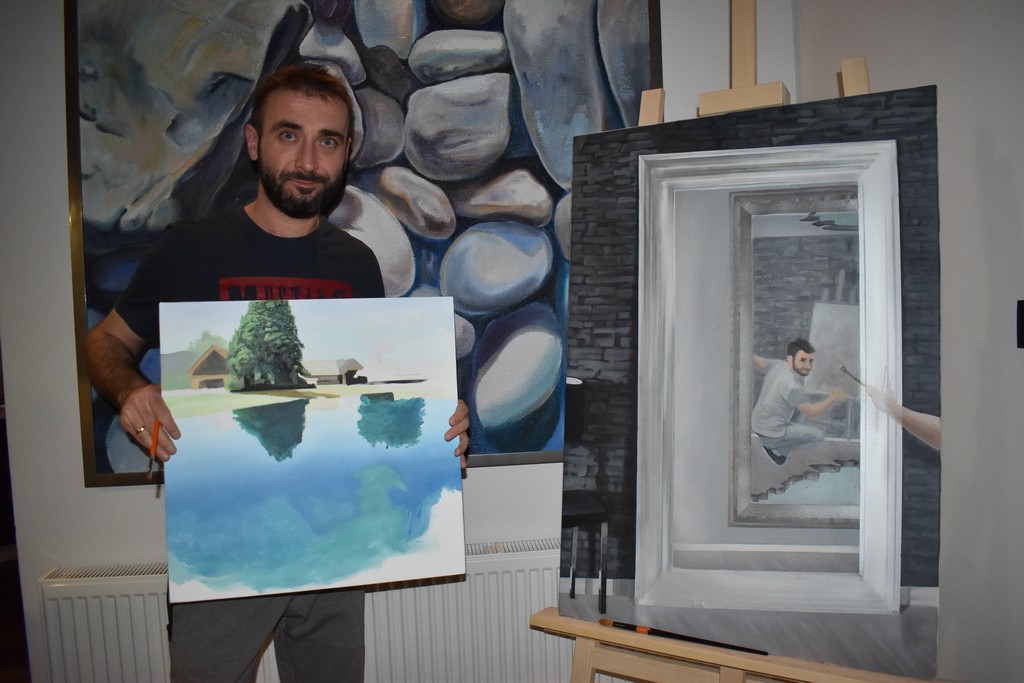 UMJETNIK DANIJEL DRVENKAR Iz perspektive kista i pod oblacima boja