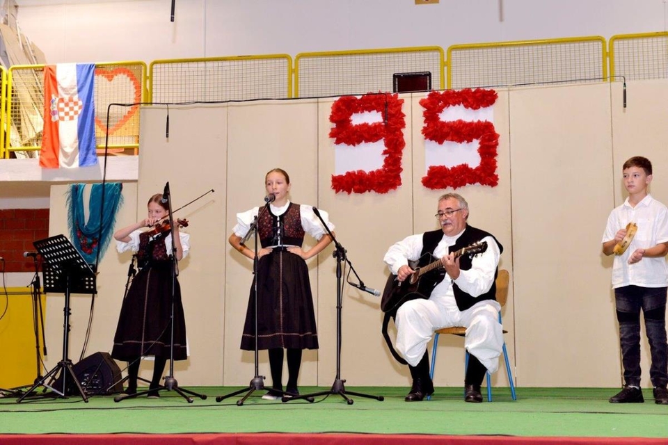 Dobitnici Nagrade Zrinski