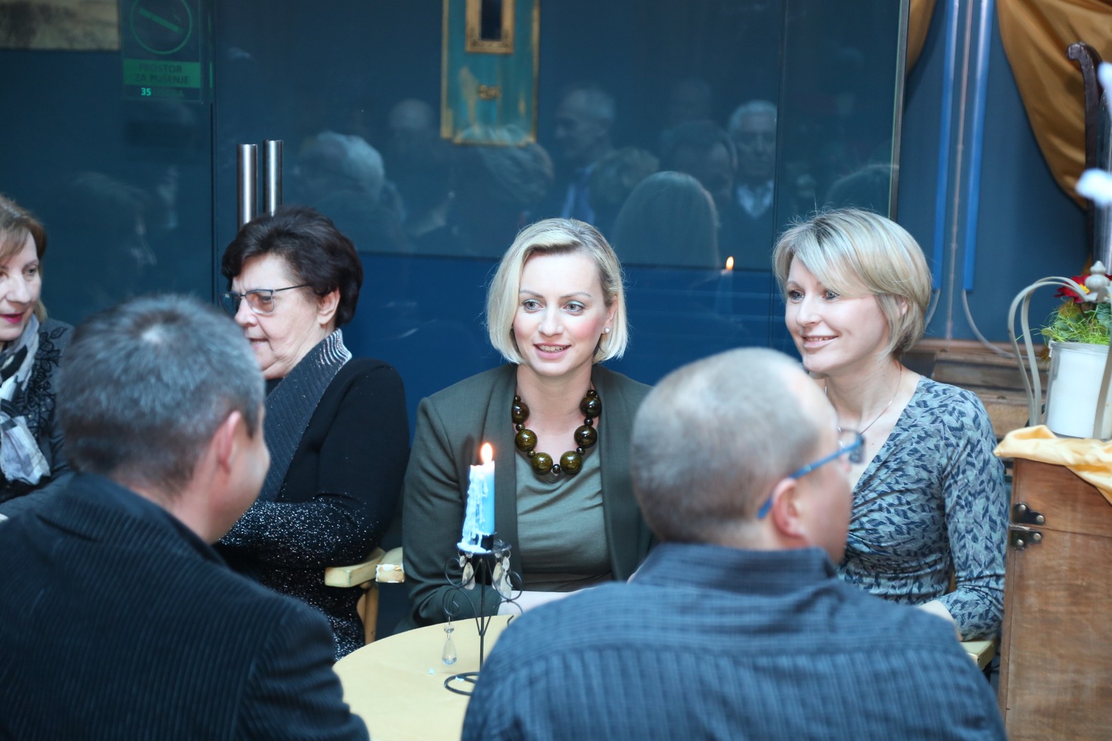 Legendarni Stjepan Jimmy Stanić u Gradskoj kavani Čakovec povodom Dana žena