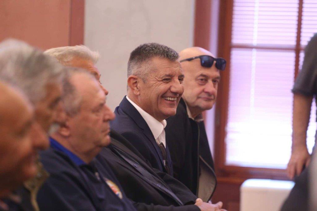 2198550510213071728724836200844 2198550510213071728724836200844