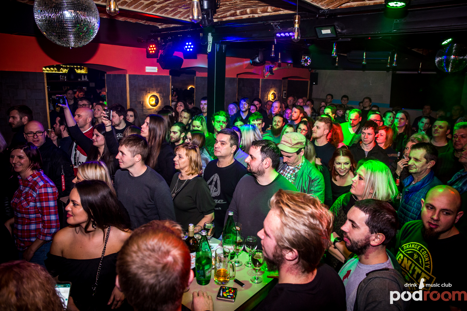 Crno Perje u Podroomu