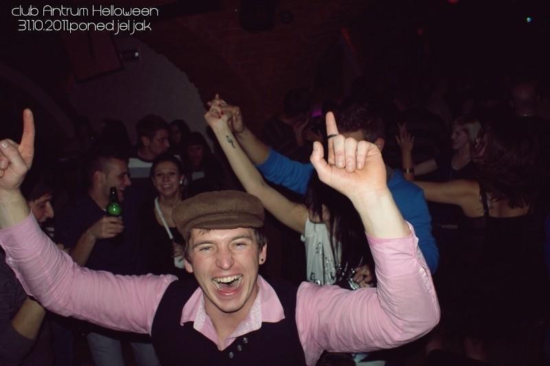 slika0114 Antrum (Pet, sub i pon, 28., 29. i 31.)