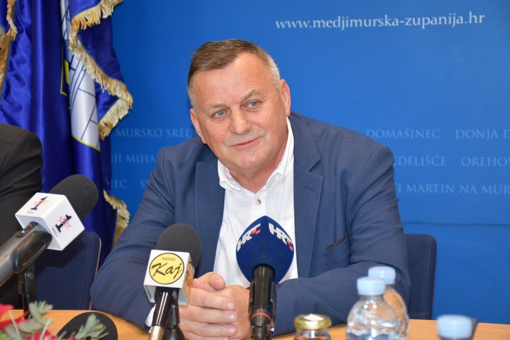 DOBRE VIJESTI I u idućoj godini besplatan autobusni prijevoz za sve umirovljenike, starije od 65 i osobe s invaliditetom DOBRE VIJESTI I u idućoj godini besplatan autobusni prijevoz za sve umirovljenike, starije od 65 i osobe s invaliditetom