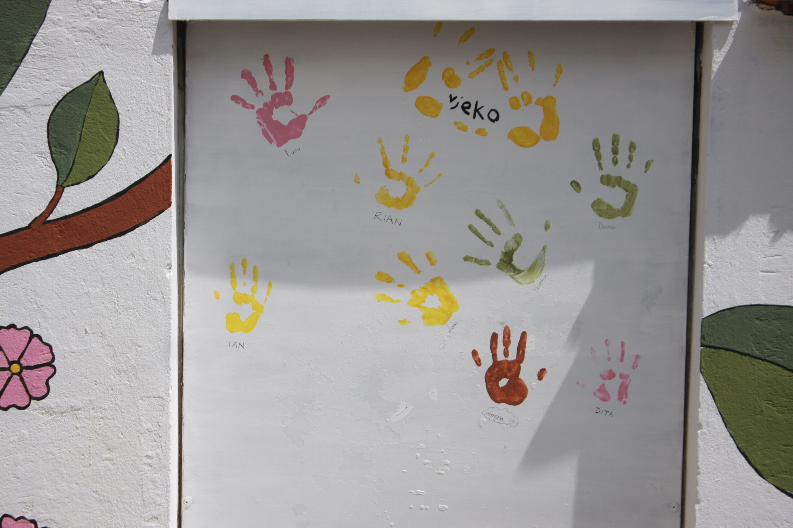 Gradu za rođendan, mladi oslikali mural u Čakovcu