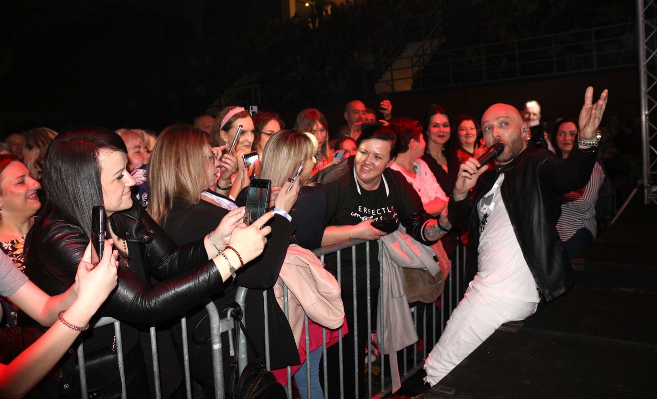 Neda Ukraden i grupa Vigor