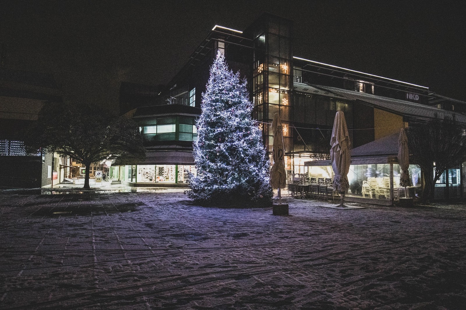 Mališani uživali u sanjkanju, snježna dekoracija centru Čakovca dala posebnu čar