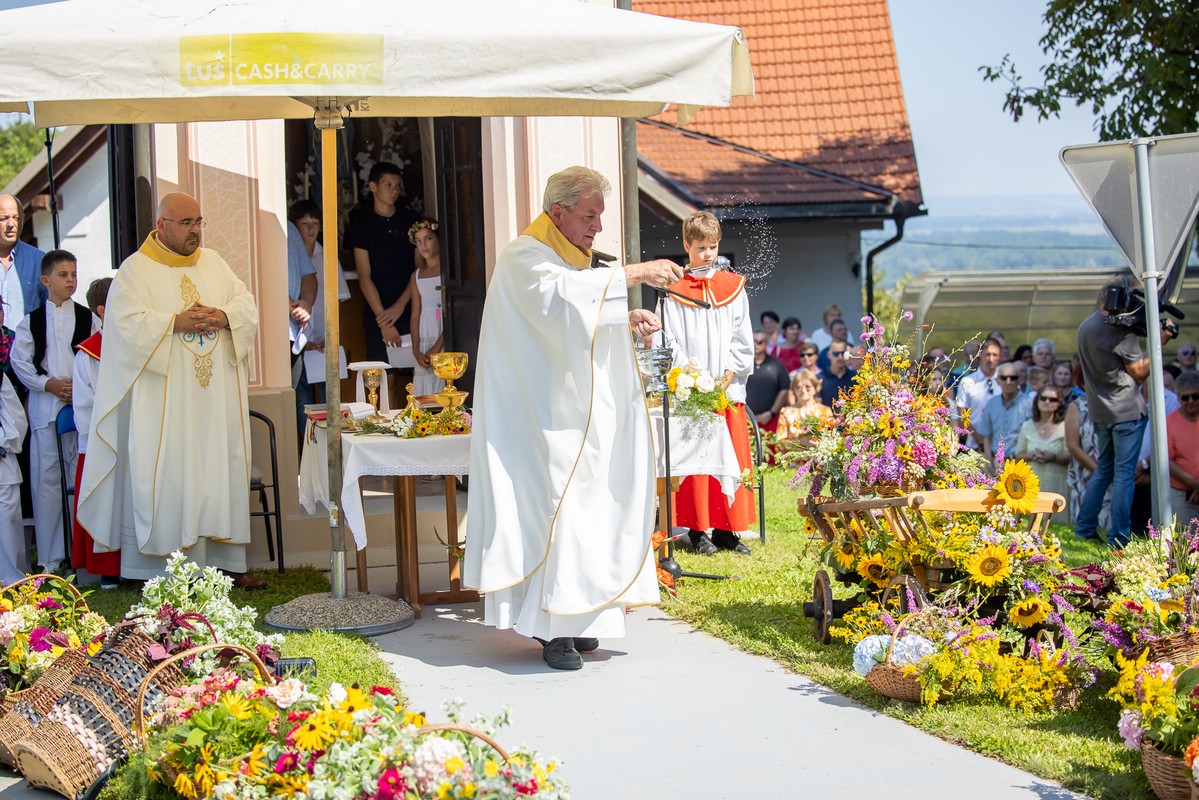 NA TOČKI PRIJATELJSTVA Susret hrvatskih i slovenskih vjernika u Šprincu