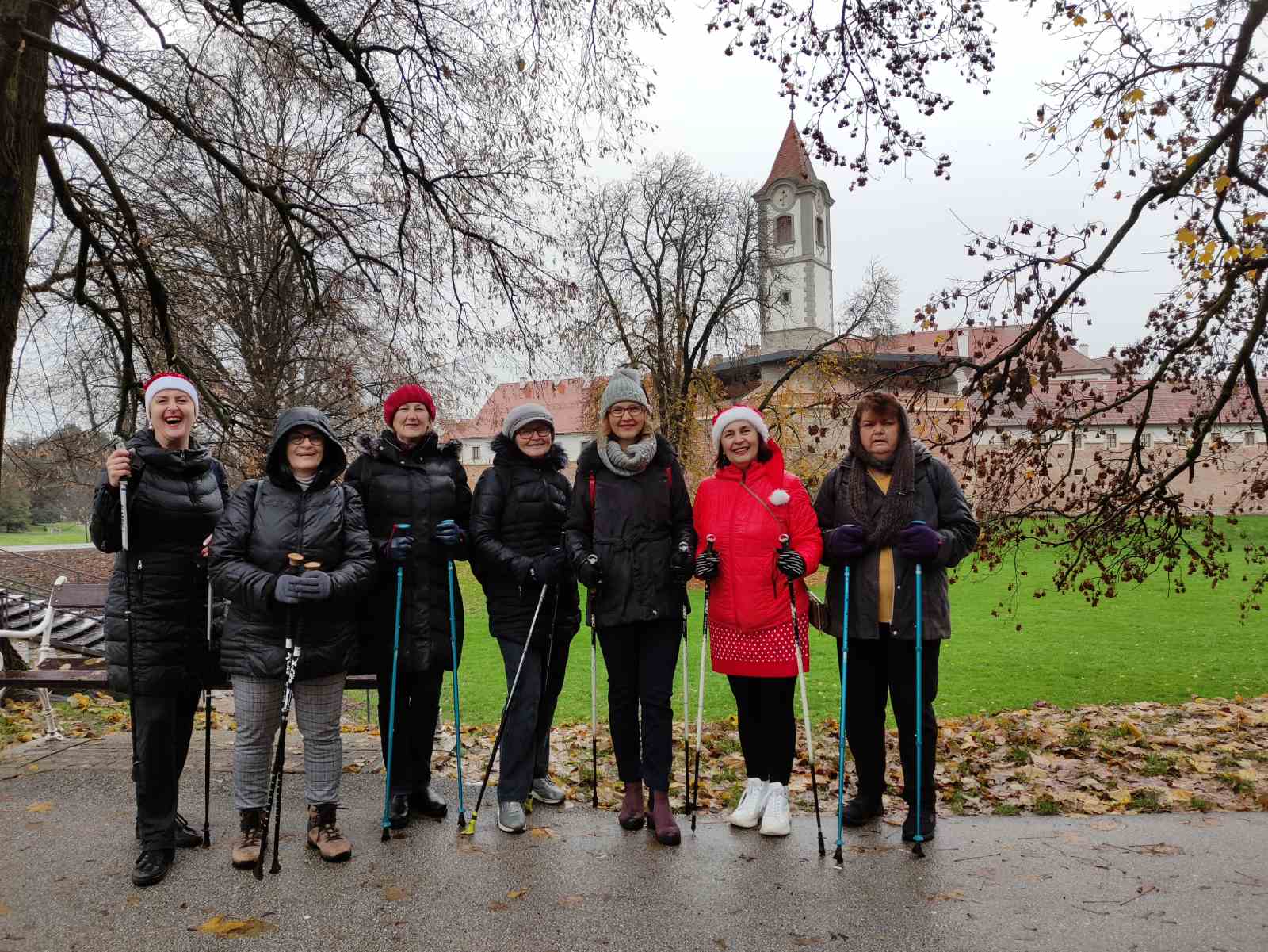 Ni kiša ih nije omela: Sedmero veličanstvenih na nordijskom hodanju
