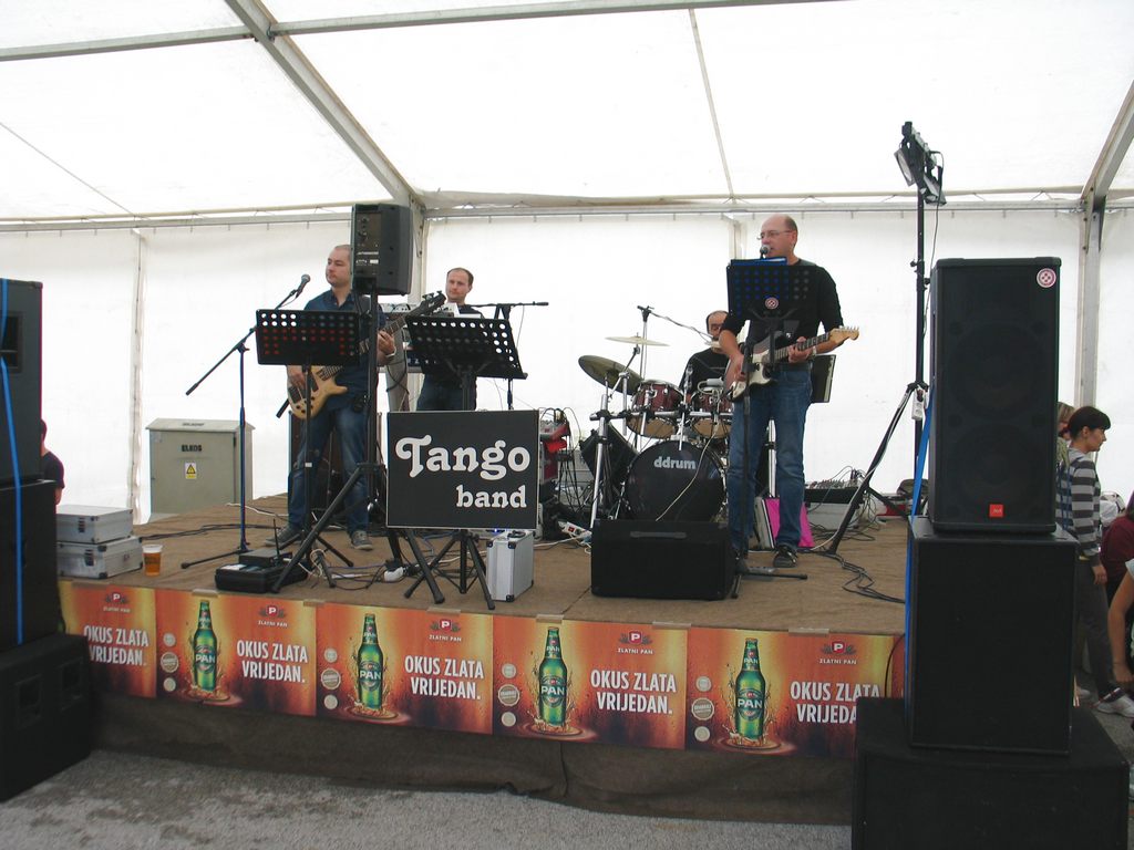 xxdanikotoribe2036601485