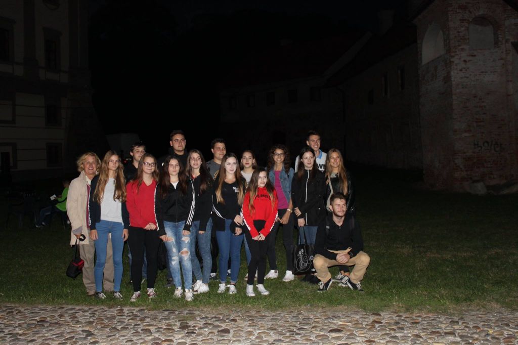 filmnaotvorenomix2017814228