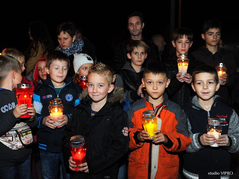 321213574dsc3263983164