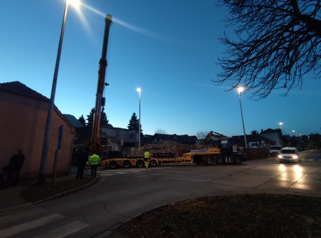 ČAKOVEC U tijeku je izvlačenje bagera