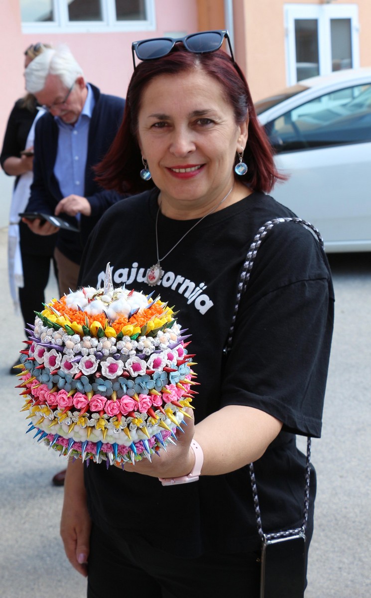 Domjenak zahvale Mateje Vranović, najuzornije hrvatske seoske žene za 2021. godinu