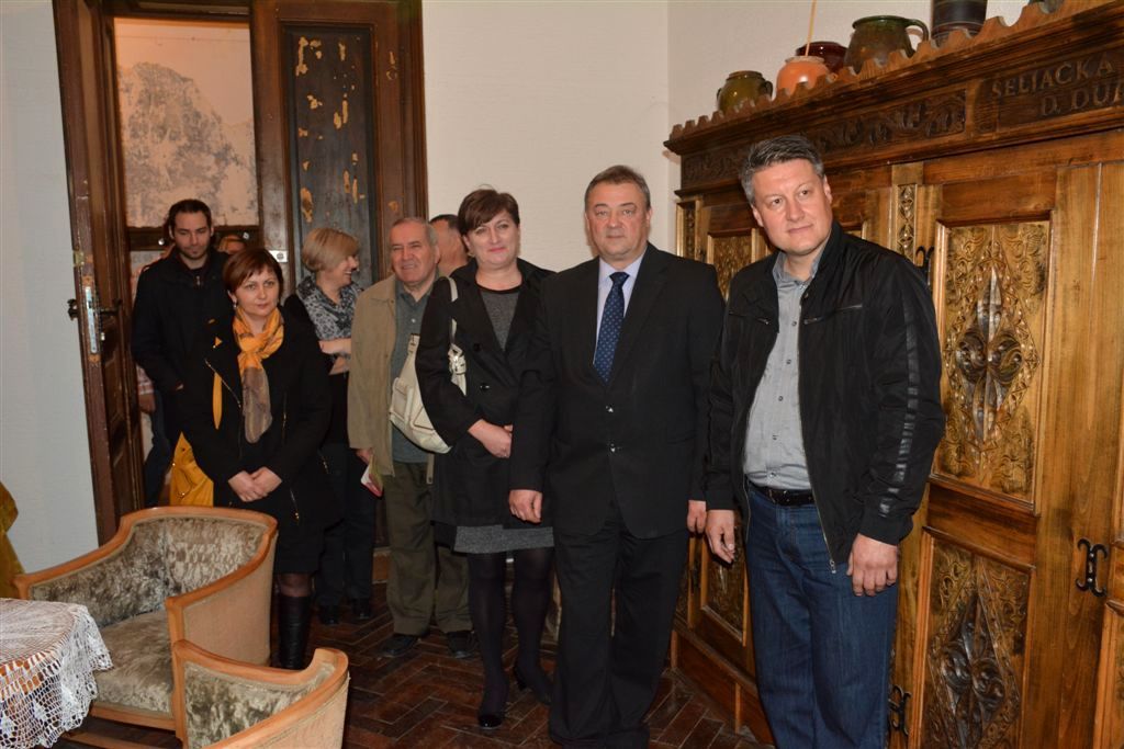 etnosoba112015b892155