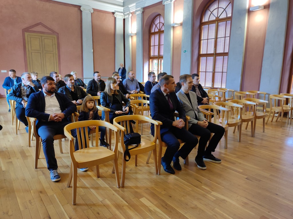 OBRTNIČKA KOMORA Novopečenim majstorima uručene diplome!