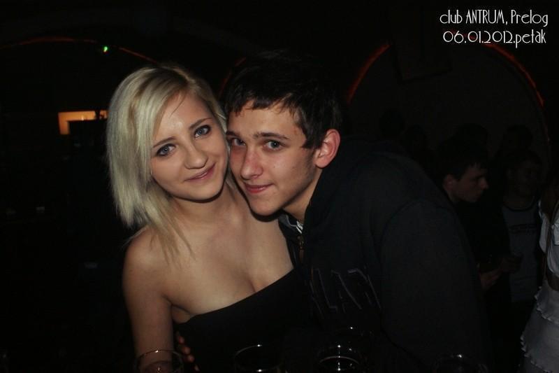 slika0015 Antrum (Petak, 6.1.2012) slika0015 Antrum (Petak, 6.1.2012)