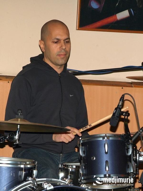 PALADIN 22.10.2011. PALADIN 22.10.2011.